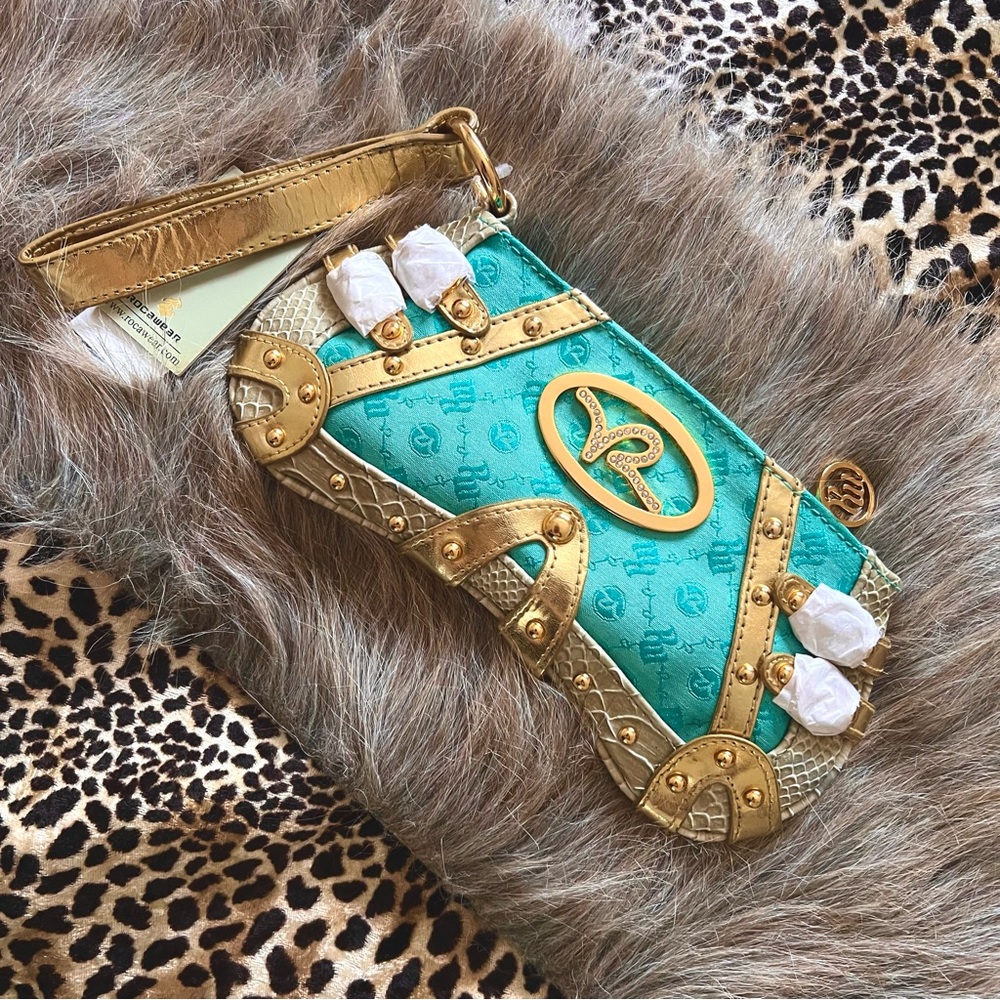 ꕤ 𝐒𝐎𝐋𝐃 ꕤ ROCAWEAR [RARE] Turquoise and Gold 2000s McBling Wristlet ⋆ NWT ⋆